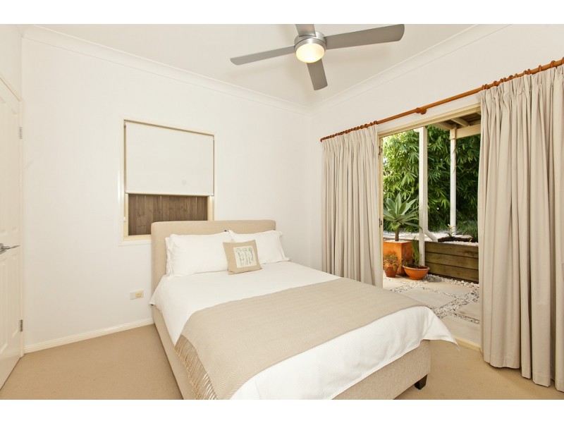 37 Boswell Terrace, Wynnum QLD 4178