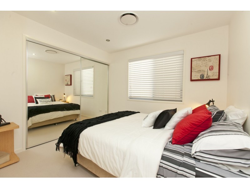 38 Akonna Street, Wynnum QLD 4178