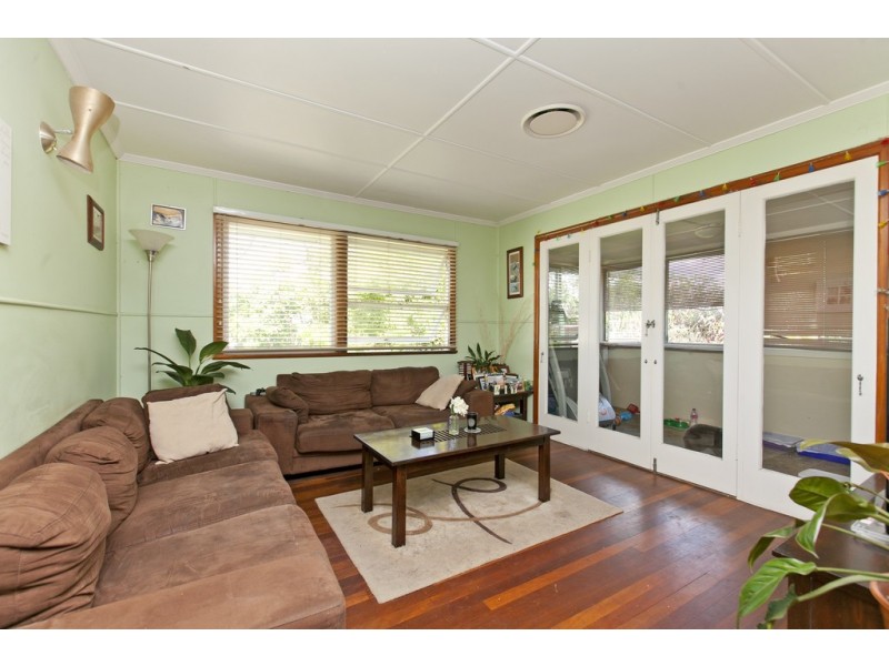 15 Greta Street, Manly West QLD 4179