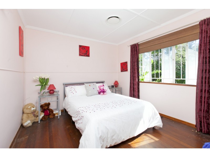 15 Greta Street, Manly West QLD 4179