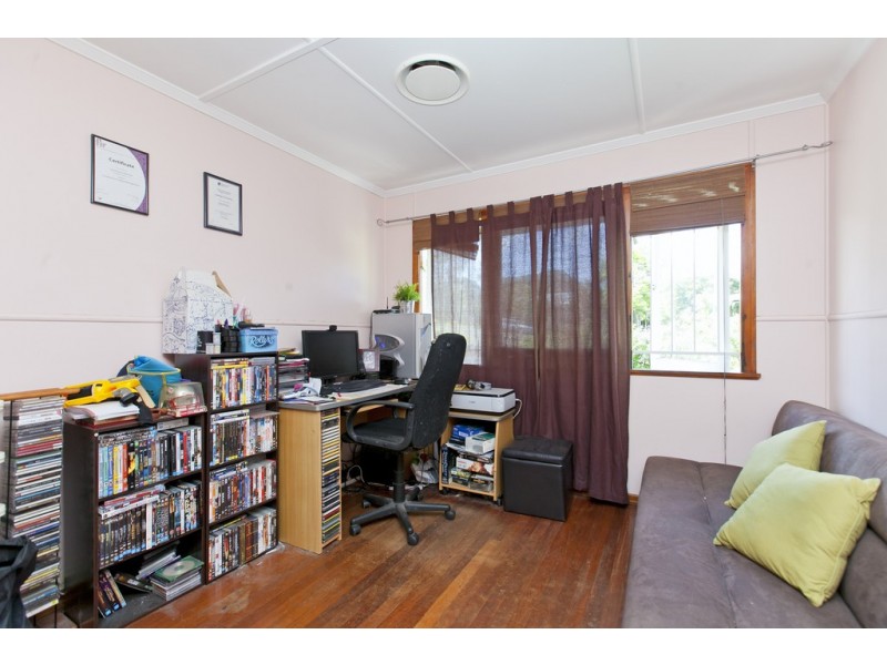 15 Greta Street, Manly West QLD 4179