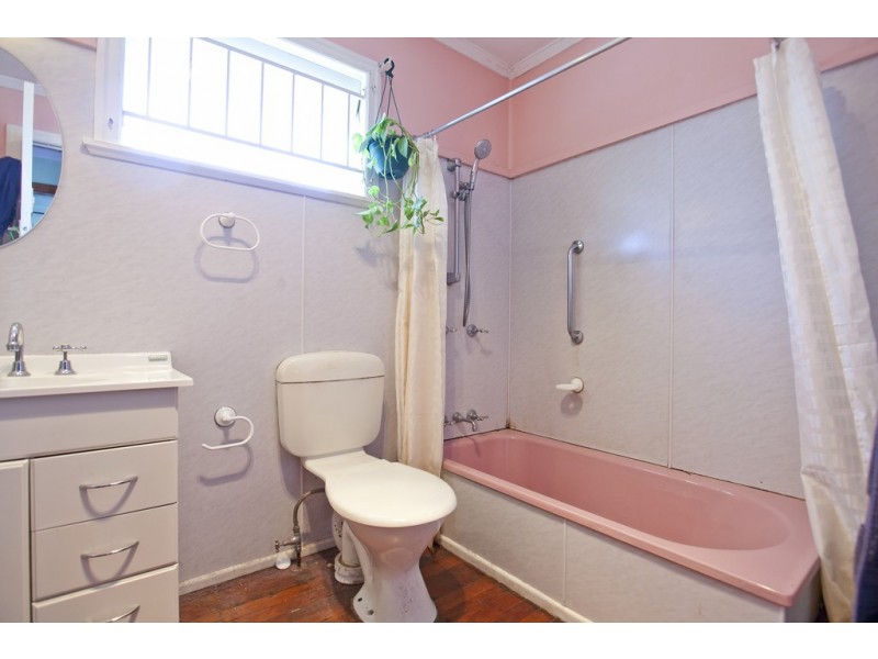15 Greta Street, Manly West QLD 4179