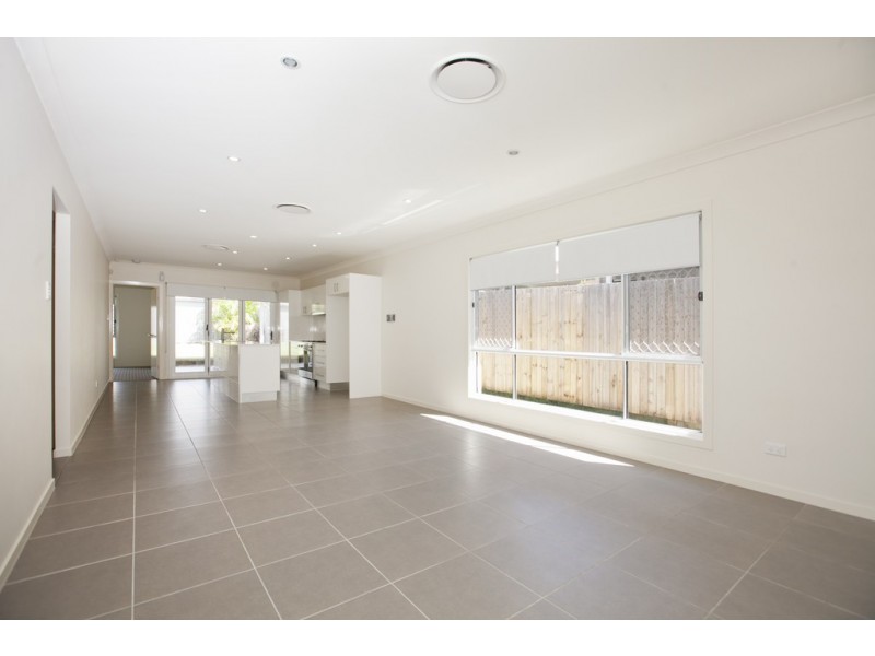 78 Hindes Street, Lota QLD 4179