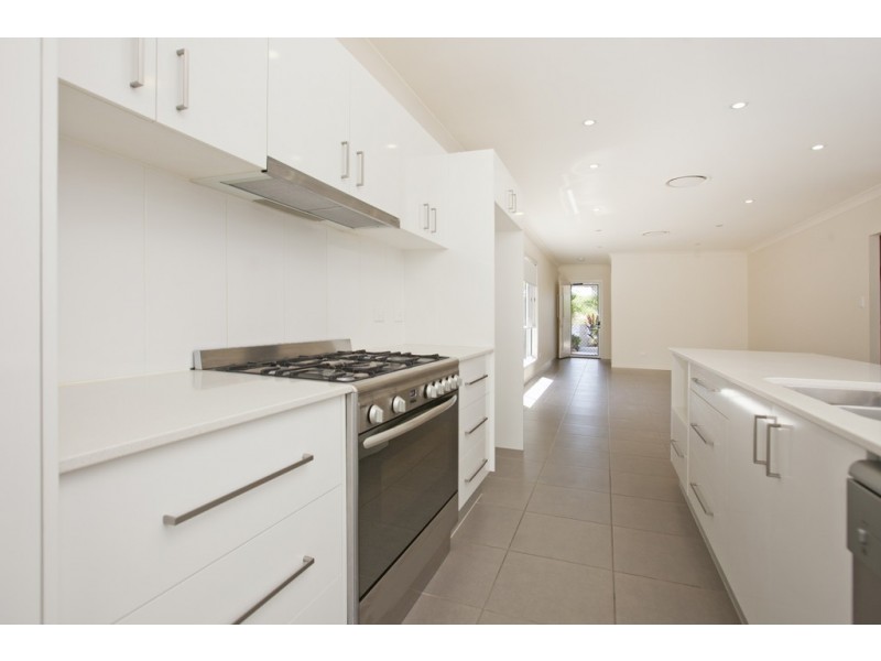 78 Hindes Street, Lota QLD 4179