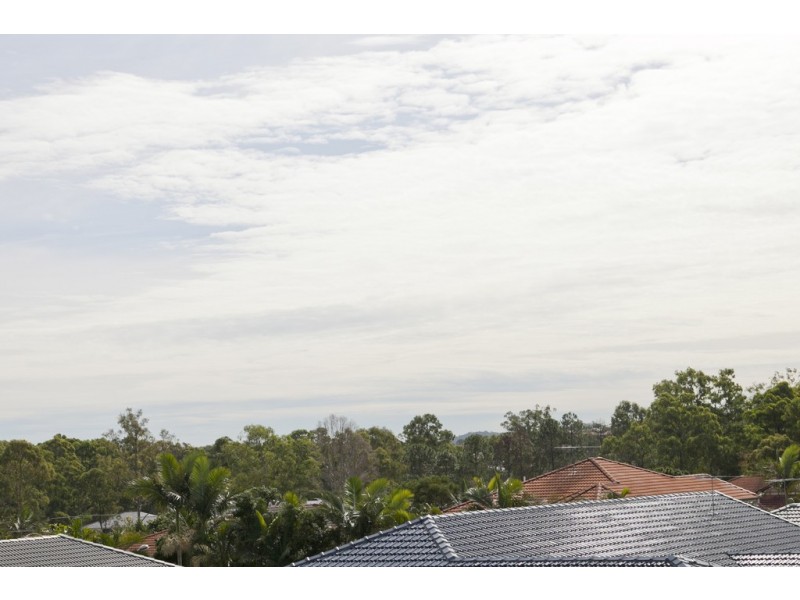 35 Cambridge Place, Wishart QLD 4122