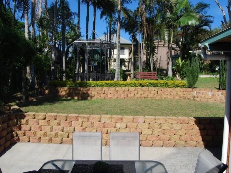 41 Bernays Road, Wynnum West QLD 4178