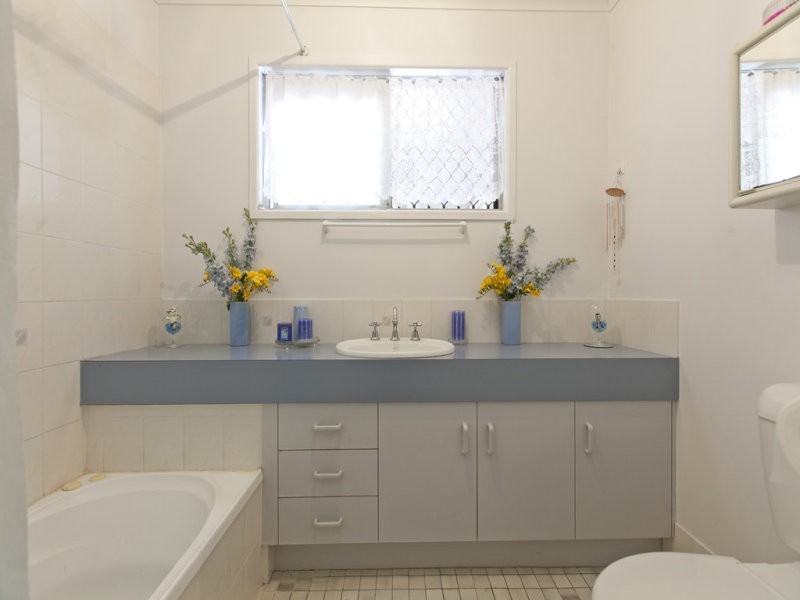 41 Bernays Road, Wynnum West QLD 4178