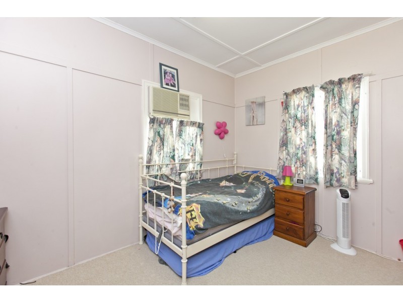 17 Chestnut Street, Wynnum QLD 4178