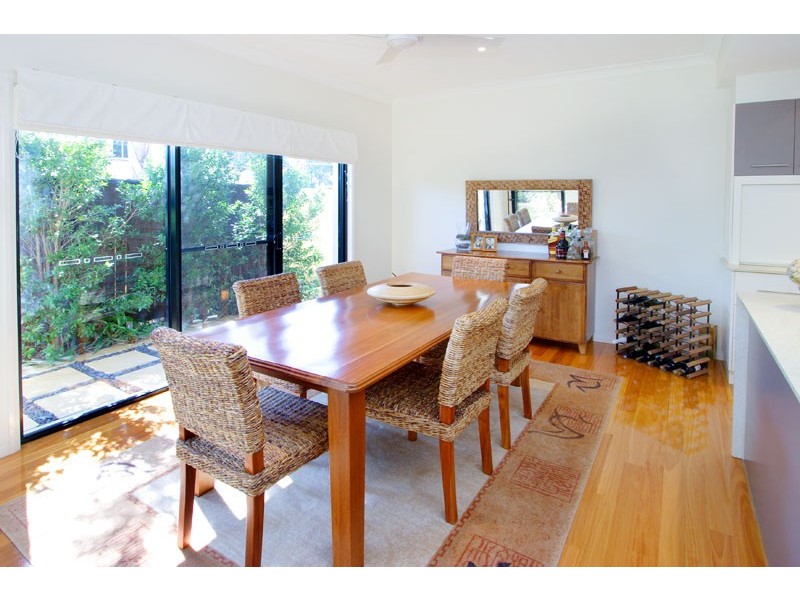 41 Duncan Street, Wynnum West QLD 4178