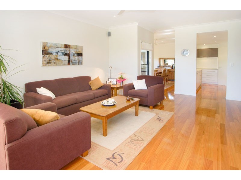 41 Duncan Street, Wynnum West QLD 4178