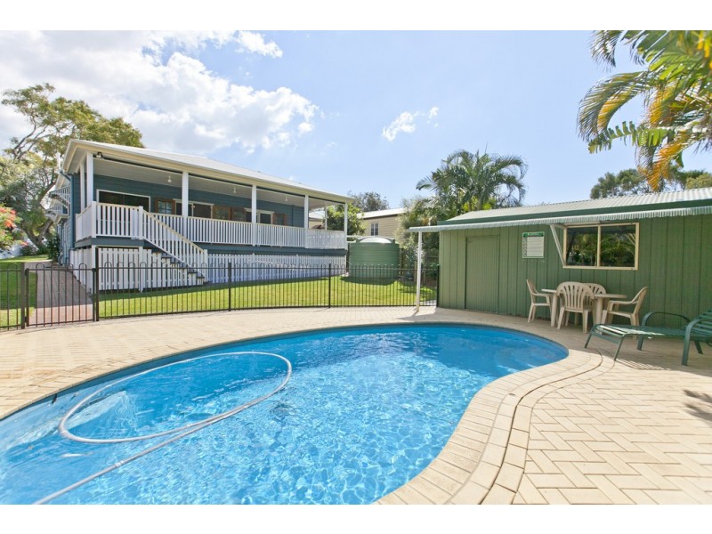 52 Duncan Street, Wynnum West QLD 4178