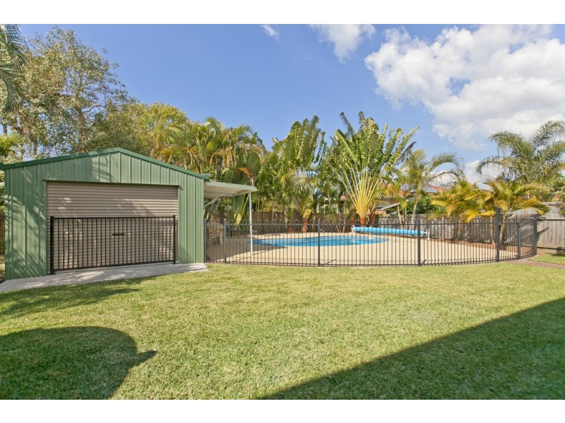 52 Duncan Street, Wynnum West QLD 4178