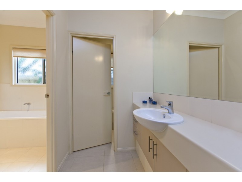 48 Boswell Terrace, Wynnum QLD 4178