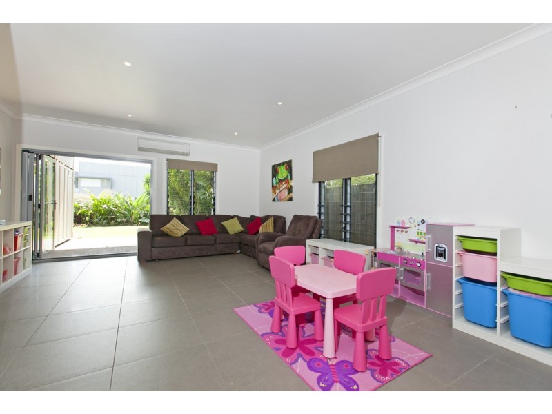 50 Boswell Terrace, Wynnum QLD 4178