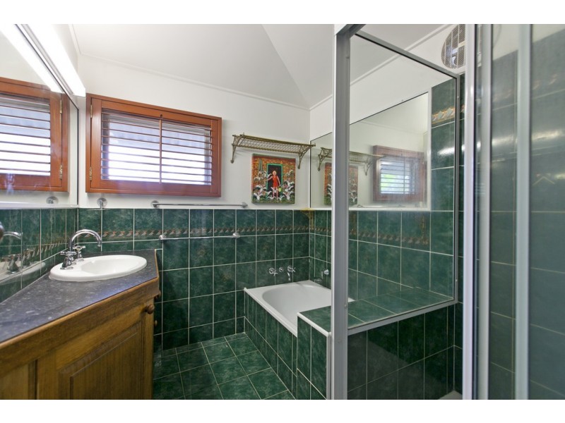 97 Wynnum Esplanade, Wynnum QLD 4178
