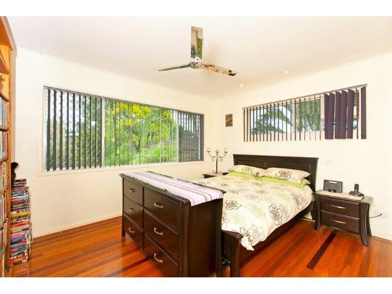22 Orsan Street, Wynnum West QLD 4178