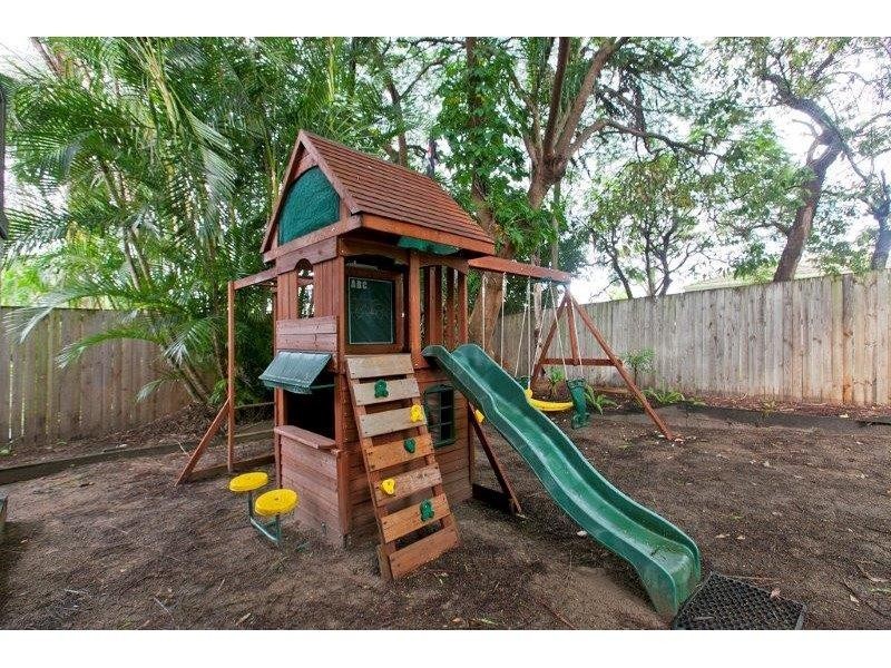 22 Orsan Street, Wynnum West QLD 4178