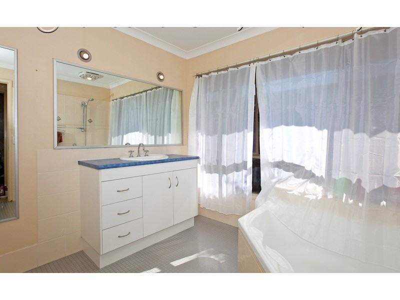 503 Manly Road, Manly West QLD 4179