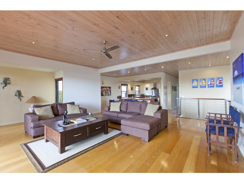 53 Grattan Terrace, Wynnum QLD 4178