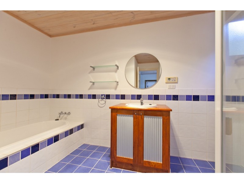 53 Grattan Terrace, Wynnum QLD 4178