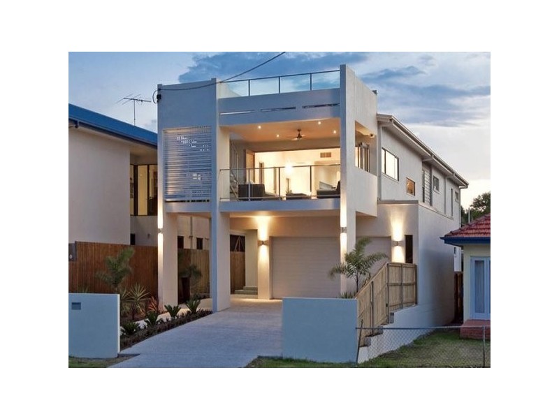 329 Upper Esplanade, Manly QLD 4179