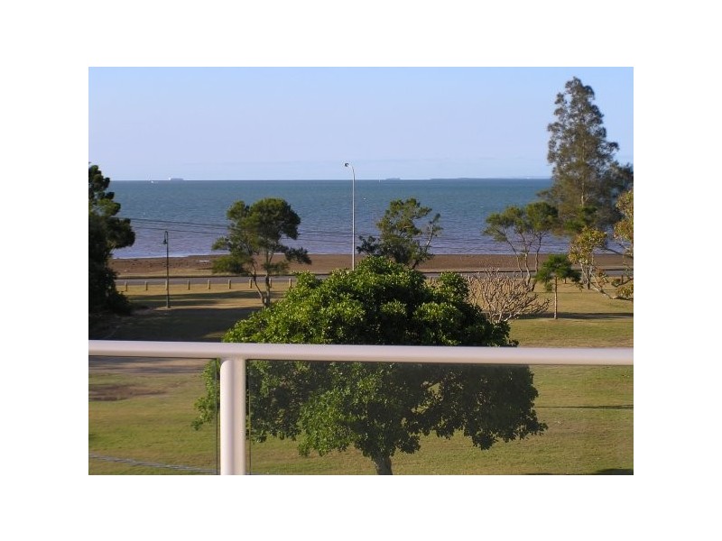 329 Upper Esplanade, Manly QLD 4179