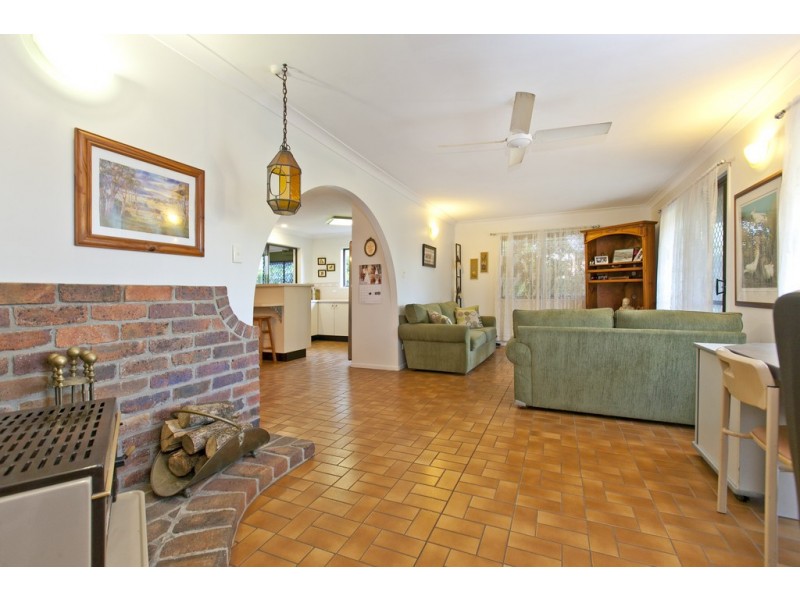 27 Estelle Street, Birkdale QLD 4159