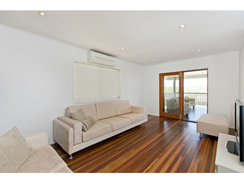 45 Hannam Street, Wynnum QLD 4178