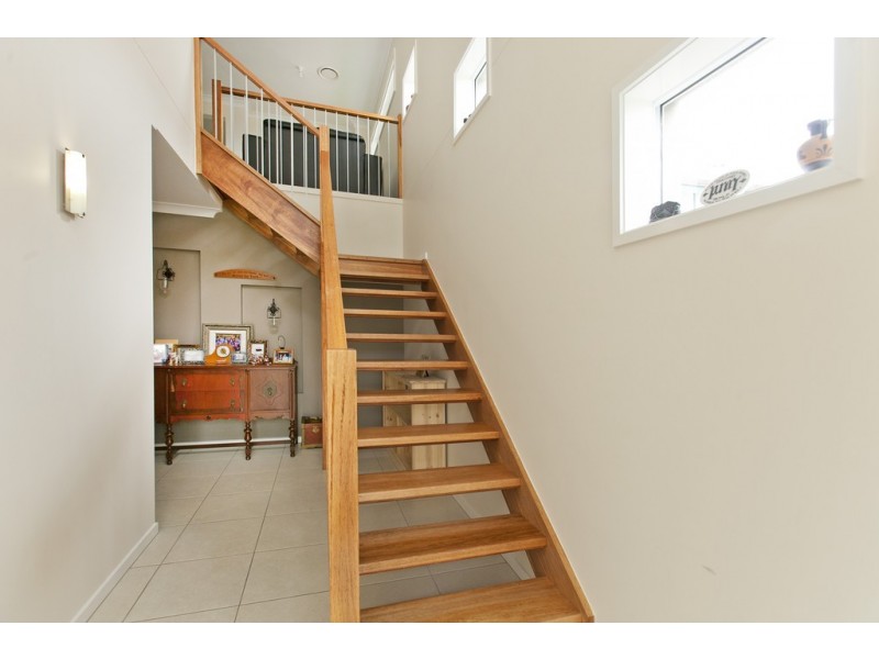 94 Worthing Street, Wynnum QLD 4178