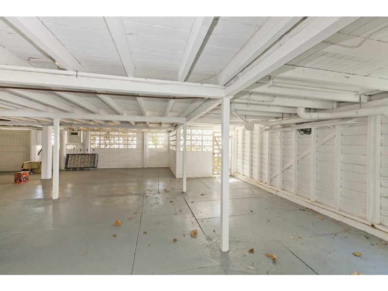 83 Waterloo Esplanade, Wynnum QLD 4178