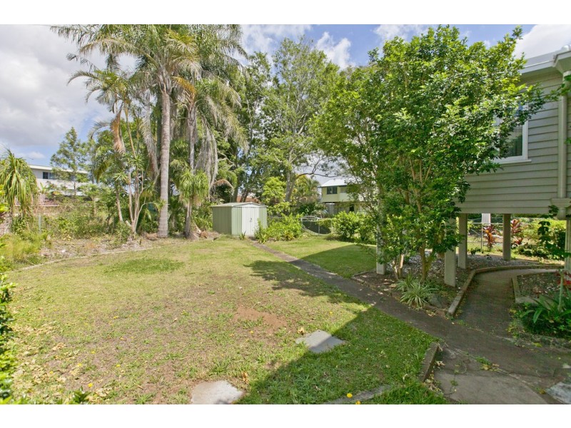 83 Waterloo Esplanade, Wynnum QLD 4178