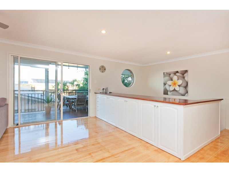 6 Edinburgh Street, Victoria Point QLD 4165