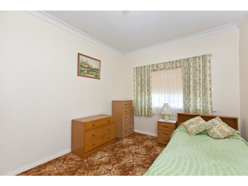 57 Tingalpa Street, Wynnum West QLD 4178