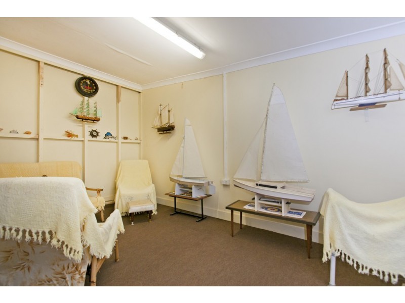 57 Tingalpa Street, Wynnum West QLD 4178