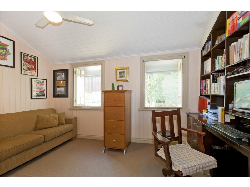 118 Pine Street, Wynnum QLD 4178