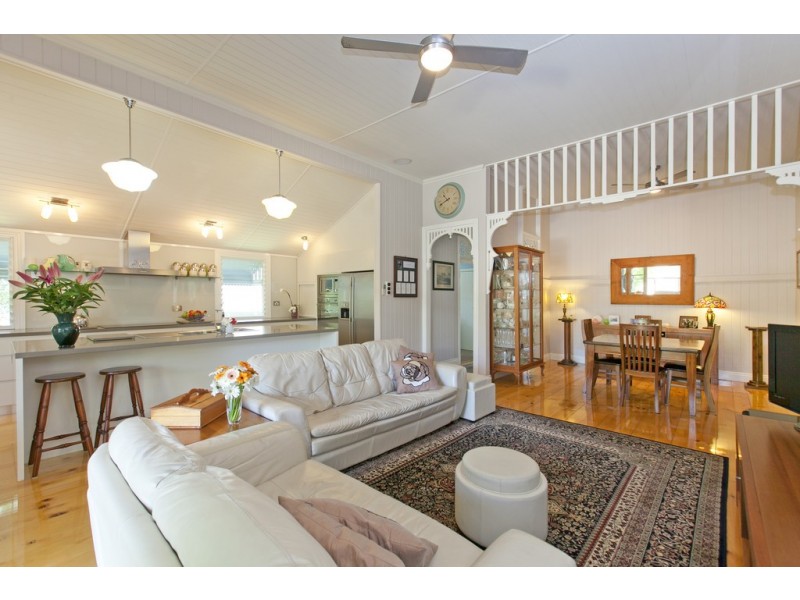 118 Pine Street, Wynnum QLD 4178