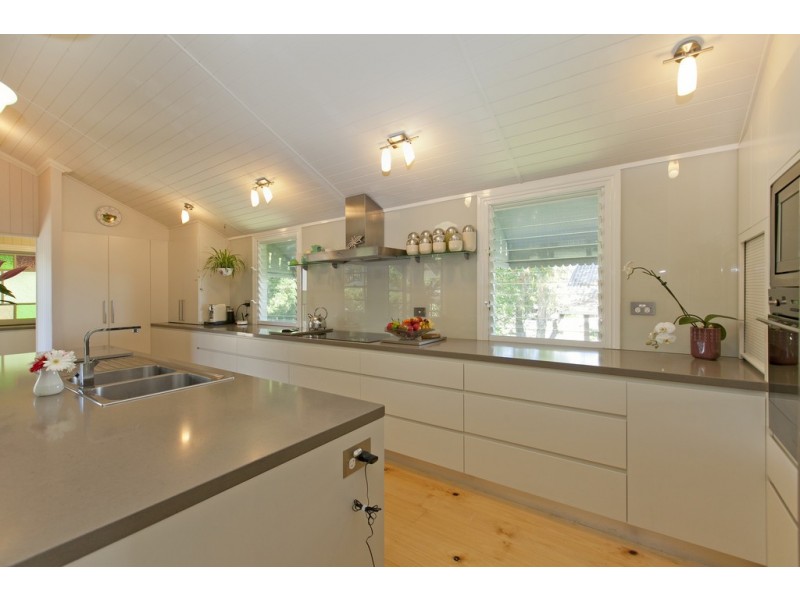 118 Pine Street, Wynnum QLD 4178