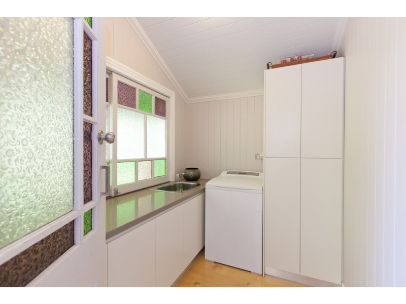 118 Pine Street, Wynnum QLD 4178