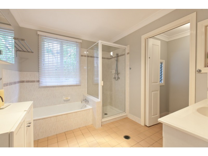 15 Carlton Terrace, Wynnum QLD 4178