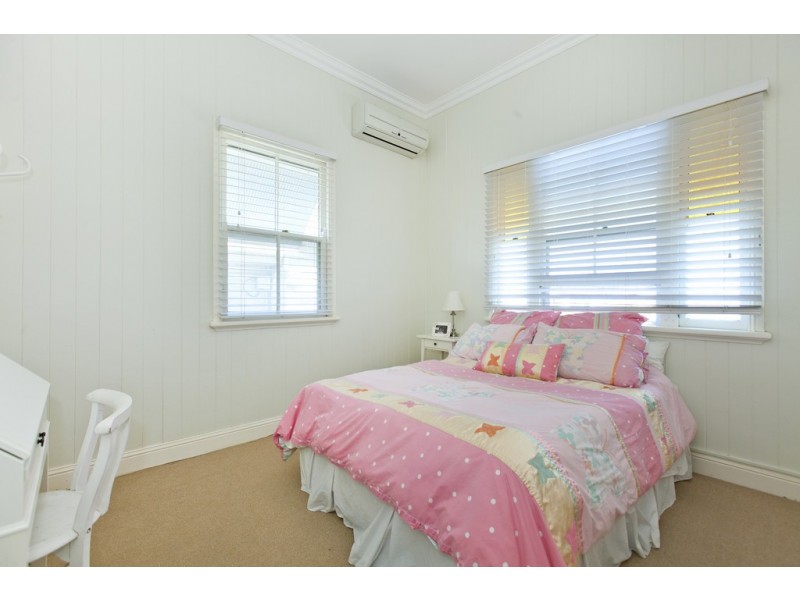 169 Mountjoy Terrace, Manly QLD 4179