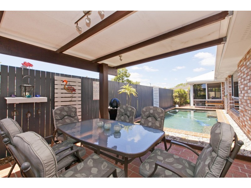 36 Faine Street, Manly West QLD 4179