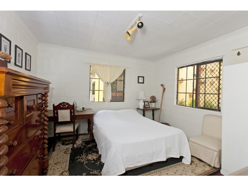 50 Seabreeze Road, Manly West QLD 4179