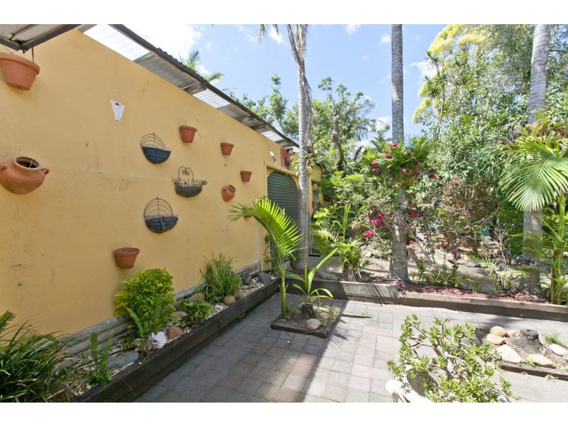 50 Seabreeze Road, Manly West QLD 4179