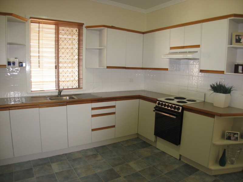 19 Parramatta Street, Manly QLD 4179