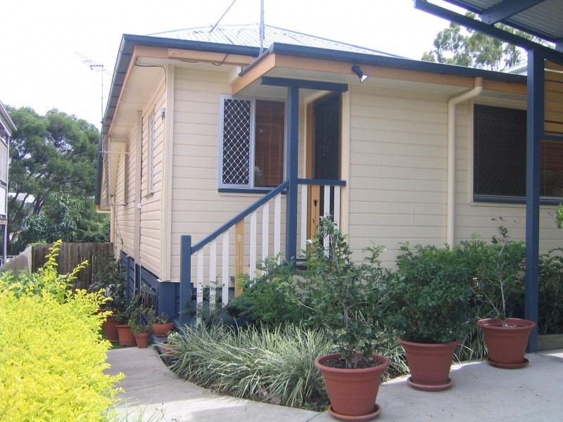 19 Parramatta Street, Manly QLD 4179