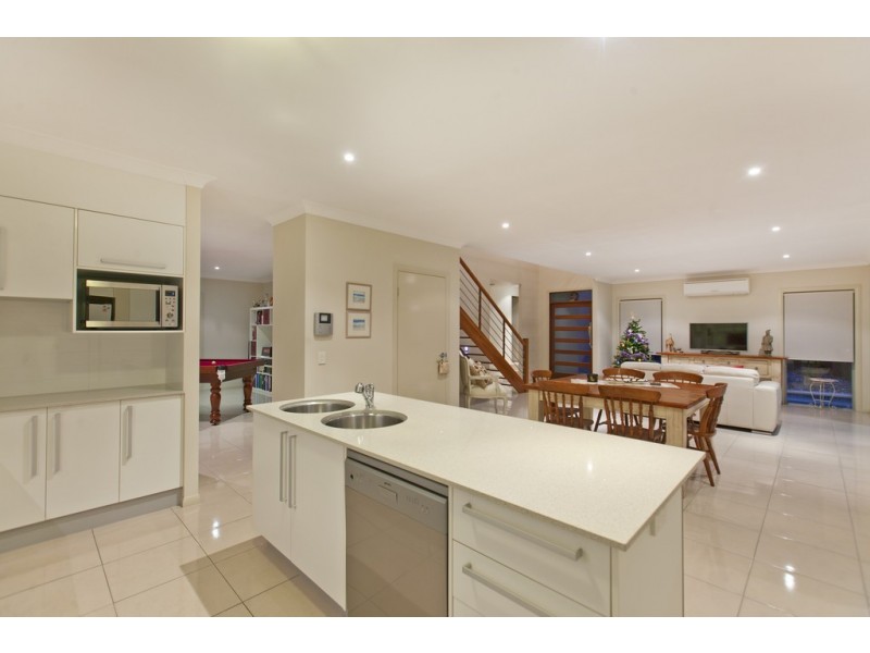 26 Tall Trees Circuit, Wakerley QLD 4154