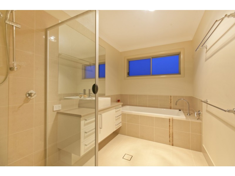 26 Tall Trees Circuit, Wakerley QLD 4154