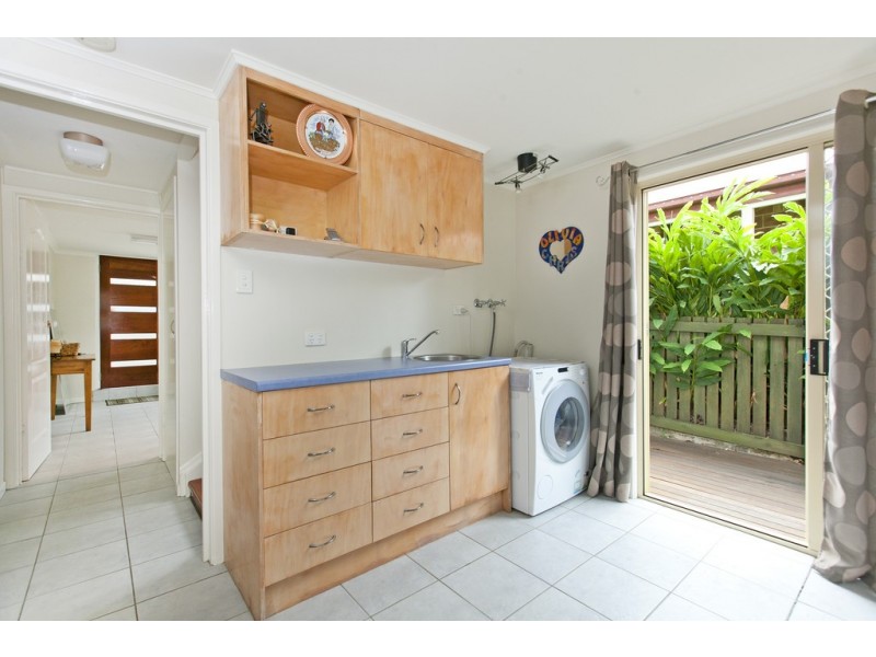73 Waterview Avenue, Wynnum QLD 4178