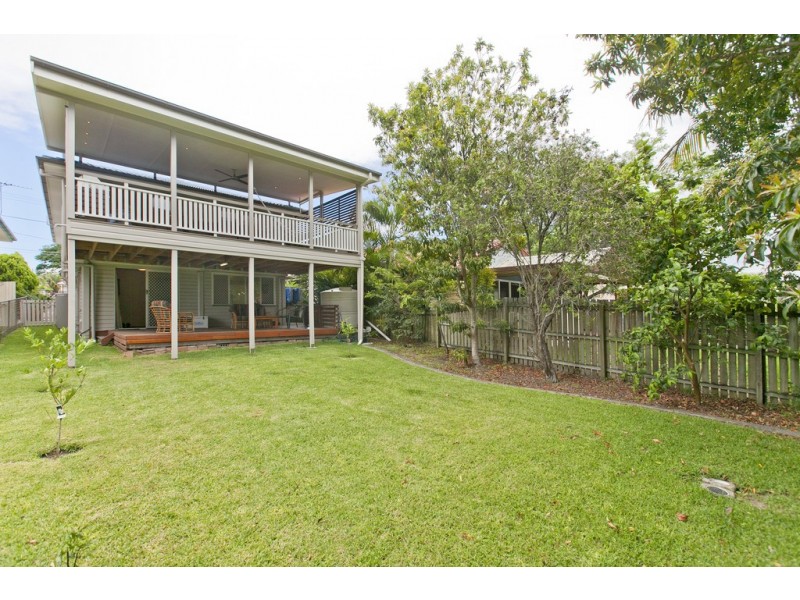 73 Waterview Avenue, Wynnum QLD 4178