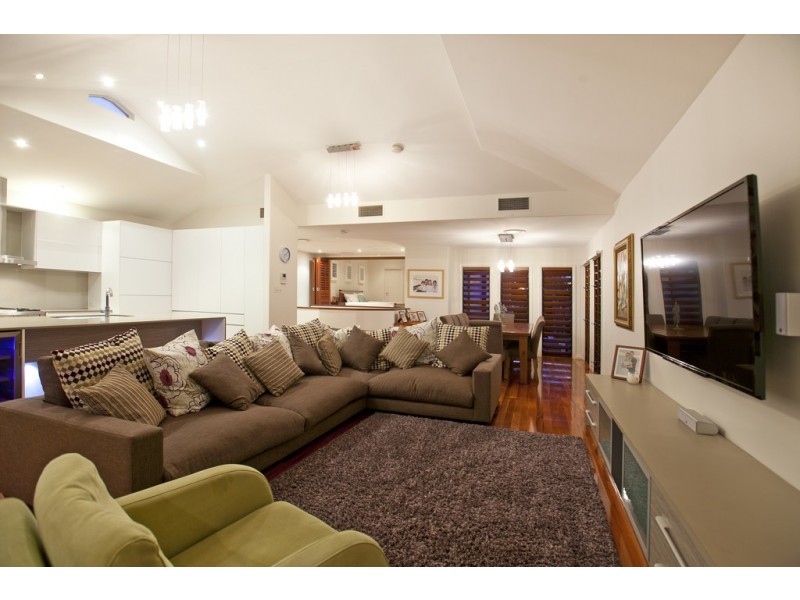 34 Macdonald Street, Lota QLD 4179